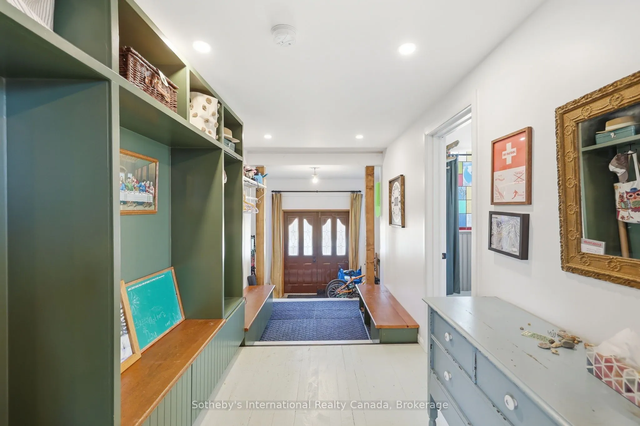 22 MELVILLE Street #C