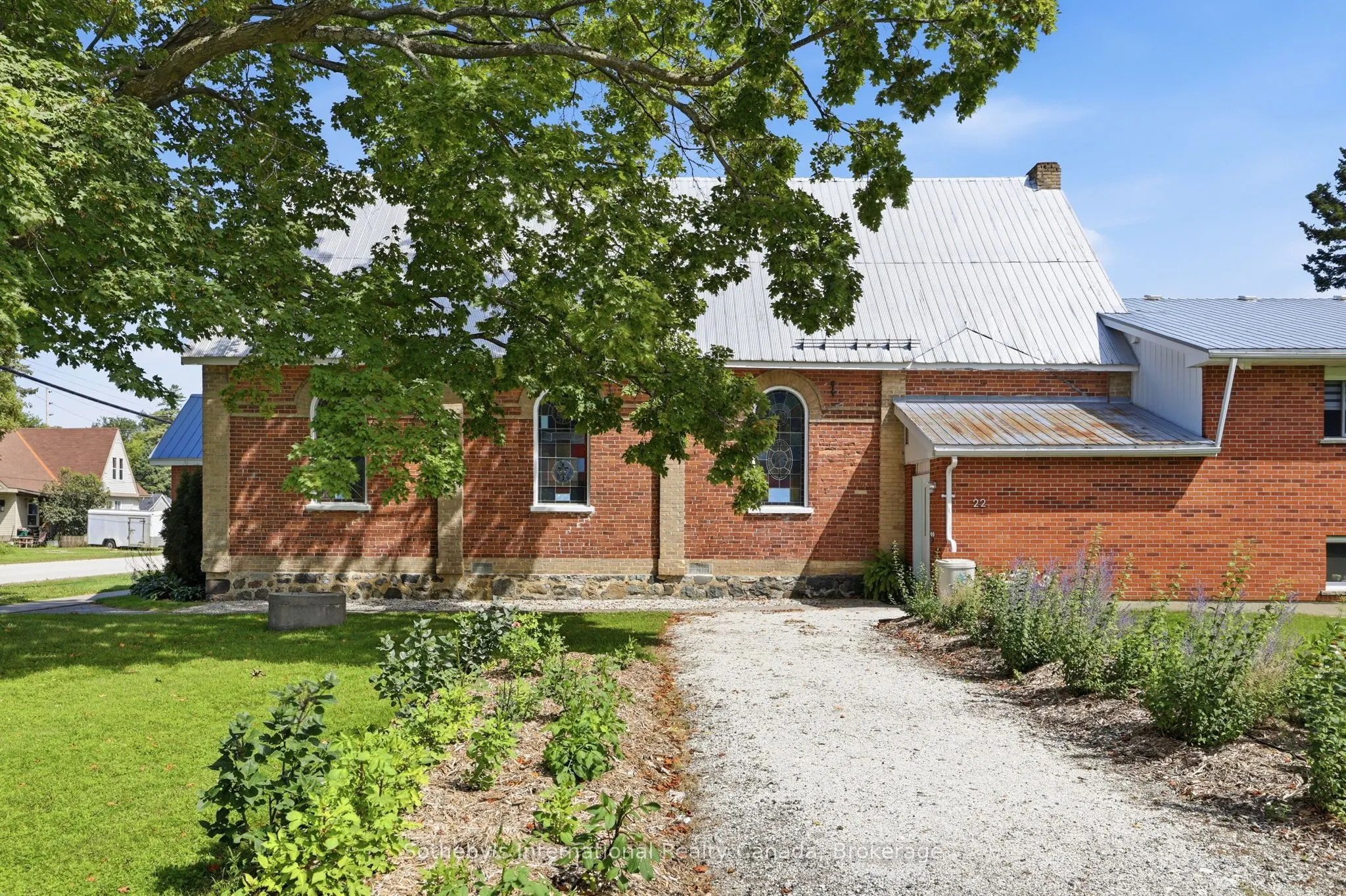 22 MELVILLE Street #C