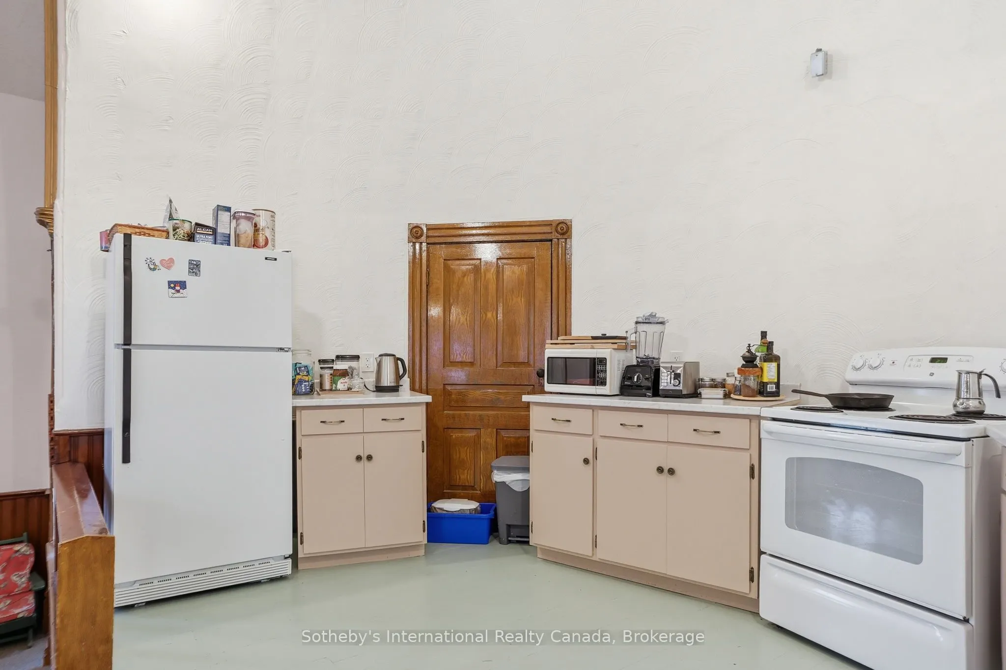 22 MELVILLE Street #C