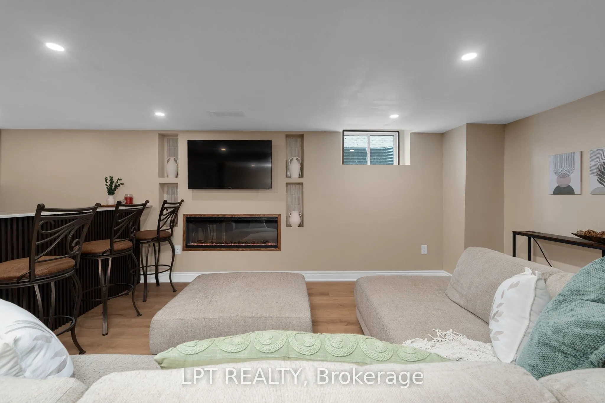47 Northview Crescent