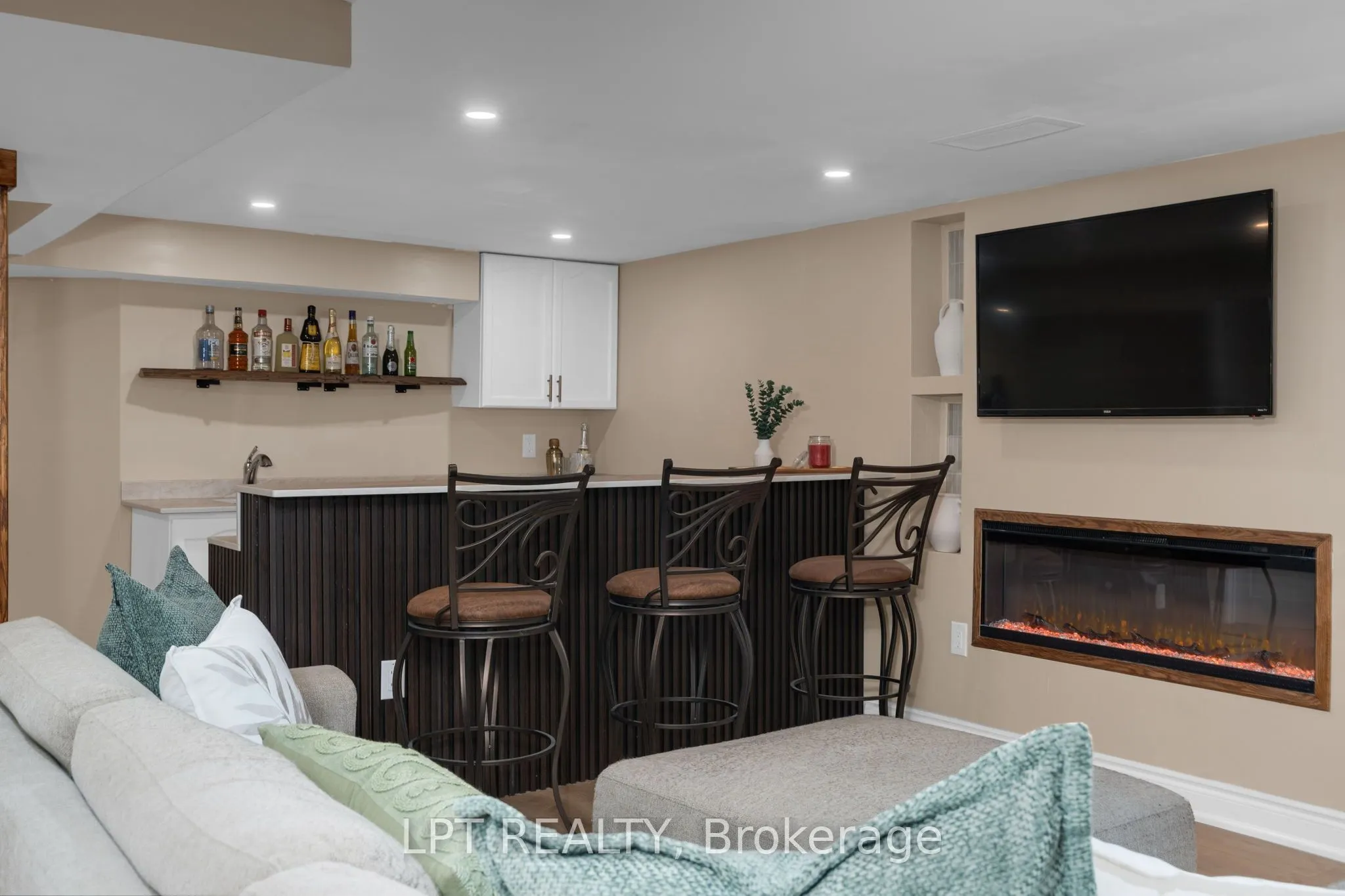 47 Northview Crescent
