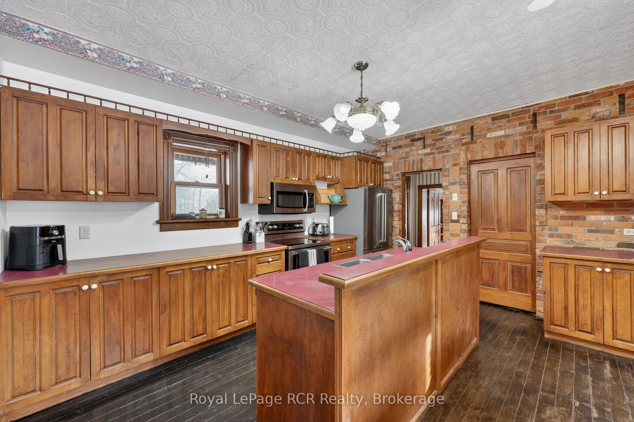 2553 County Road 42