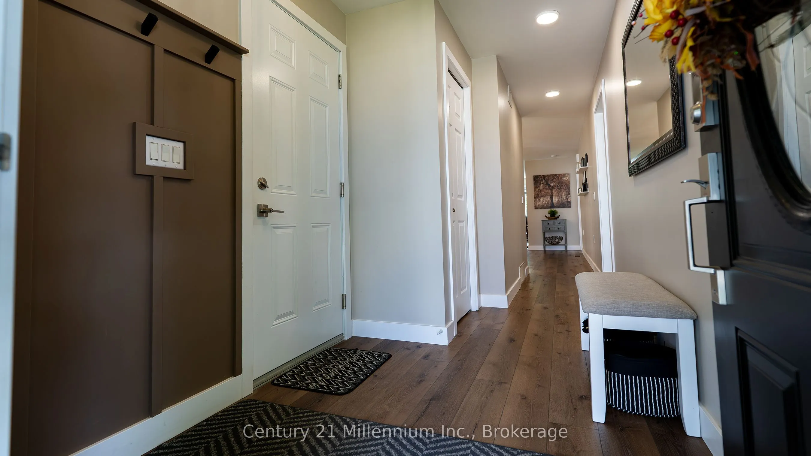 12 Illinois Crescent