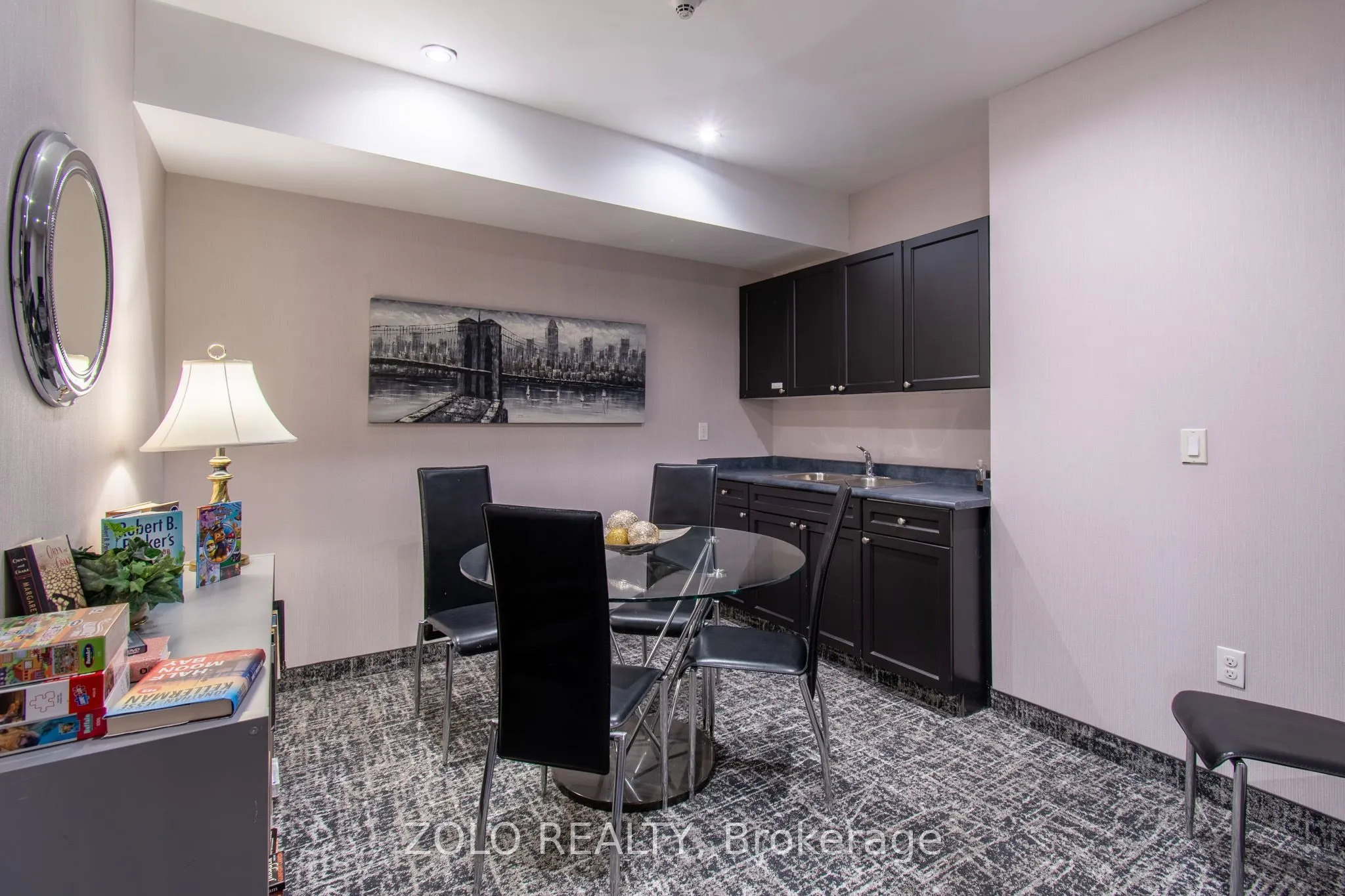 41 Ferndale Drive S #312