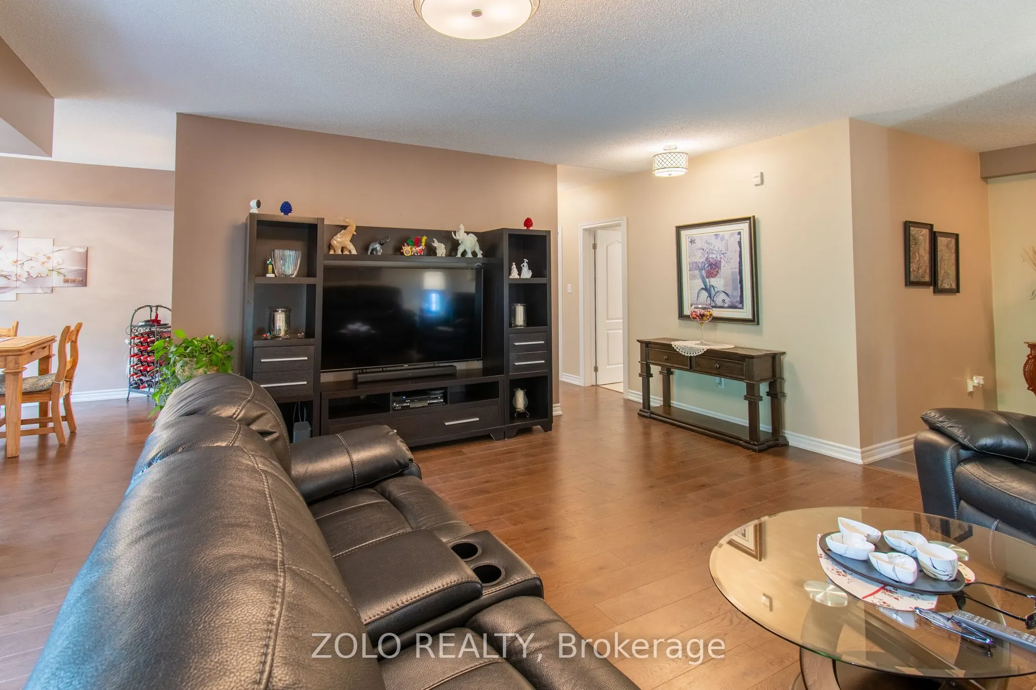41 Ferndale Drive S #312