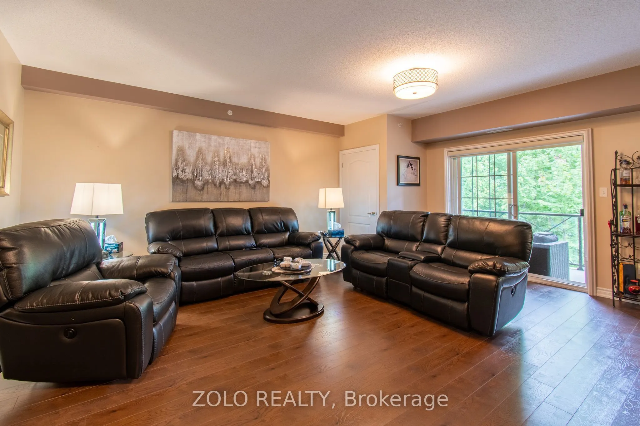 41 Ferndale Drive S #312