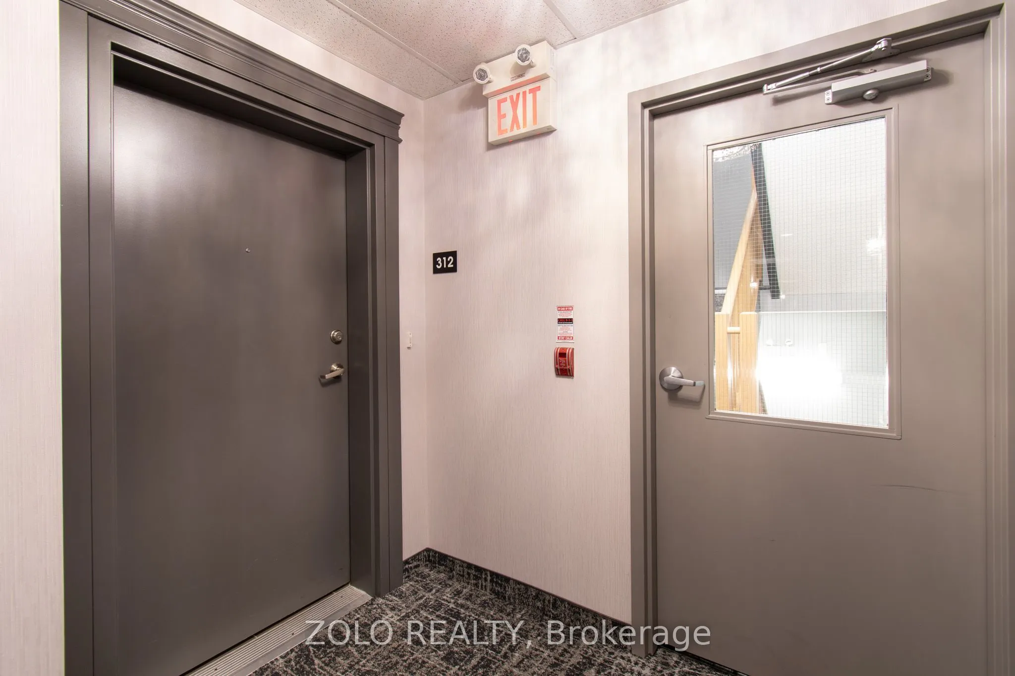 41 Ferndale Drive S #312