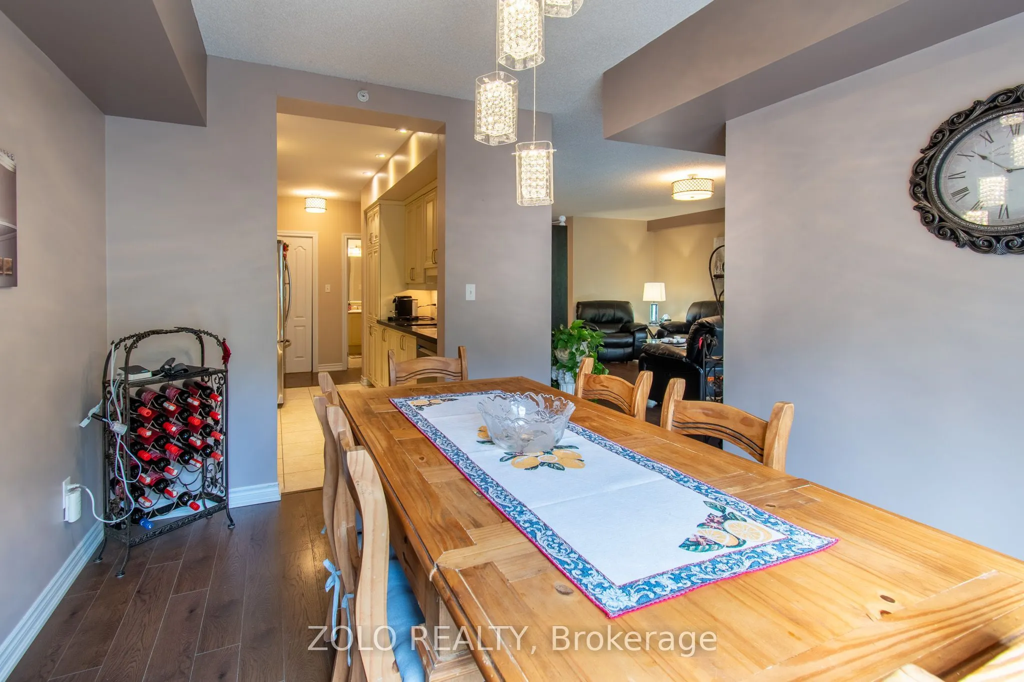 41 Ferndale Drive S #312
