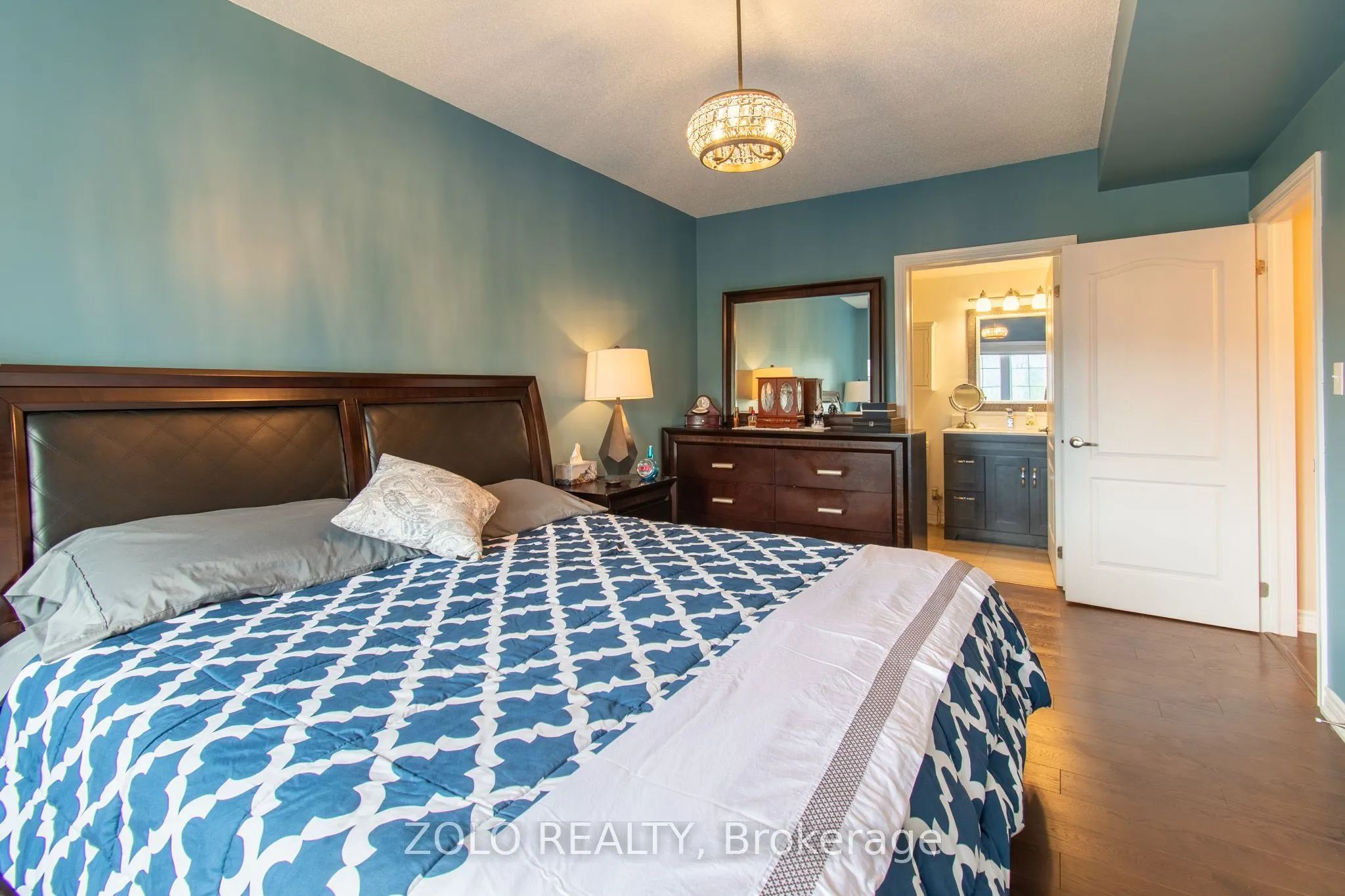 41 Ferndale Drive S #312