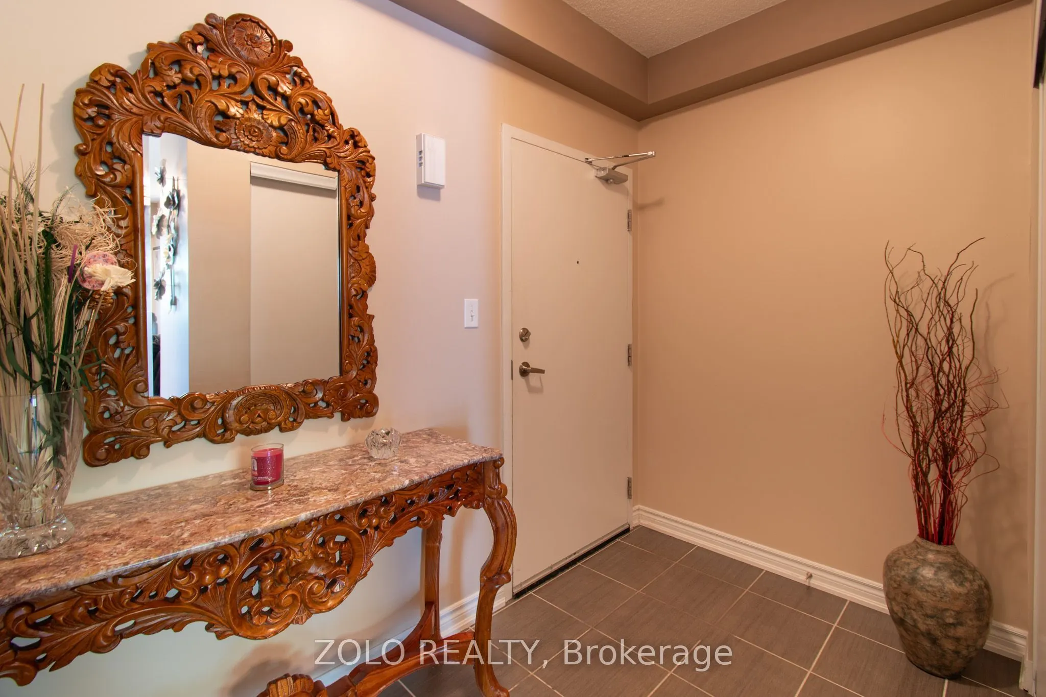 41 Ferndale Drive S #312