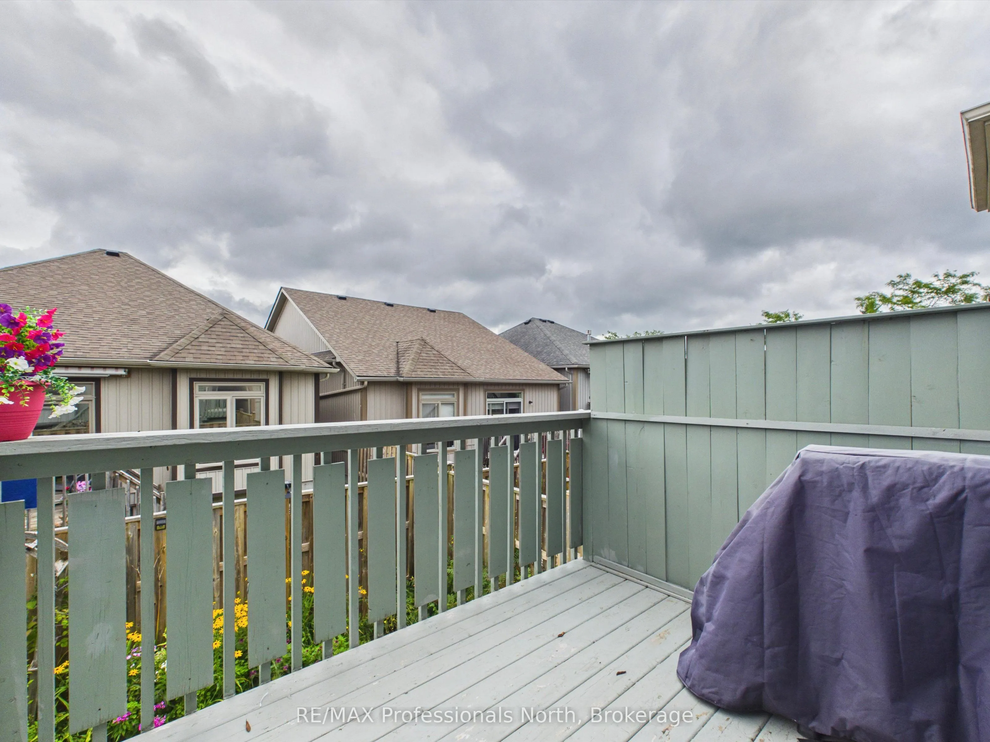 35 Canterbury Circle