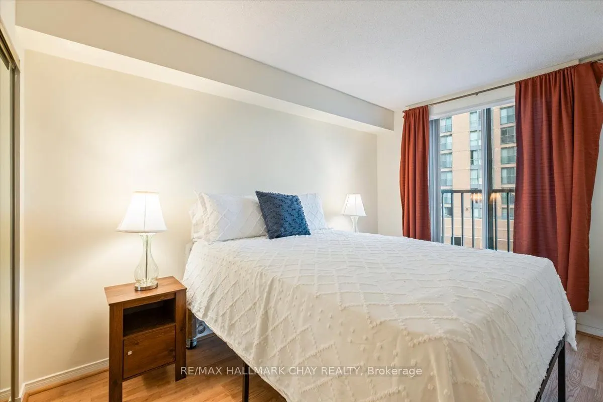 140 Dunlop Street E #407
