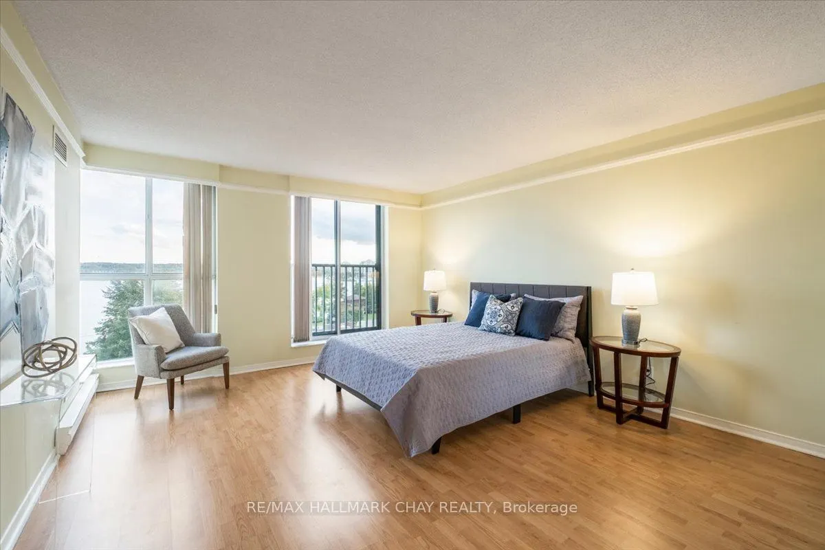 140 Dunlop Street E #407
