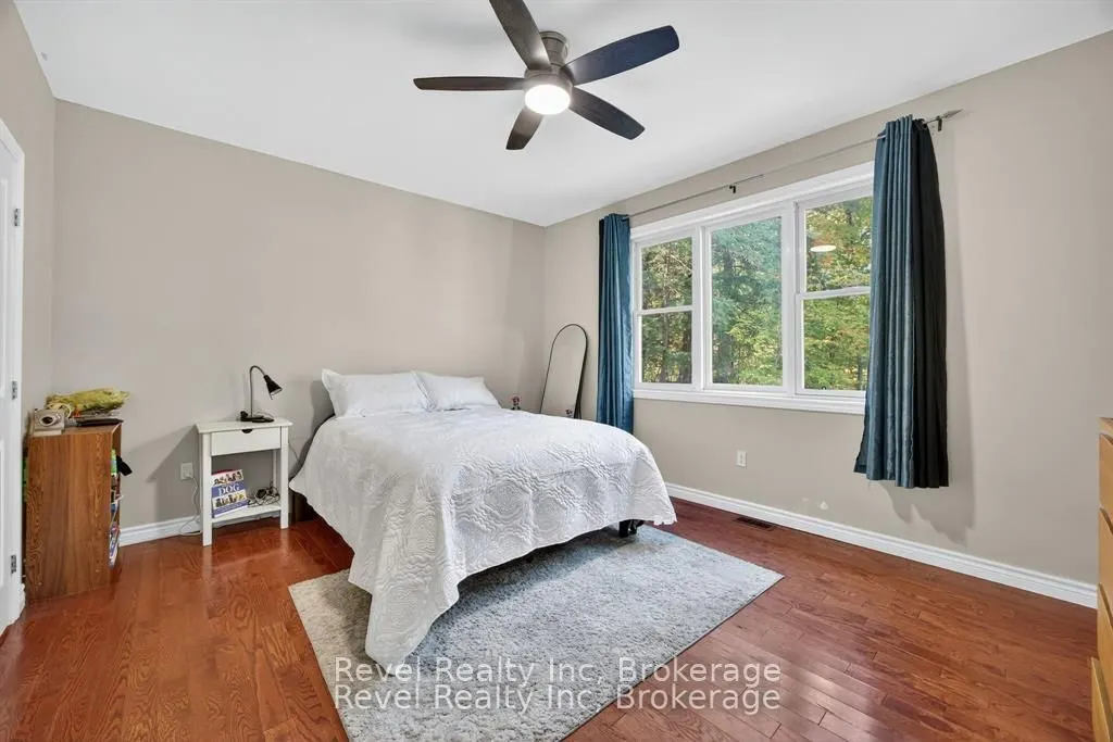 683 Lafontaine Road W