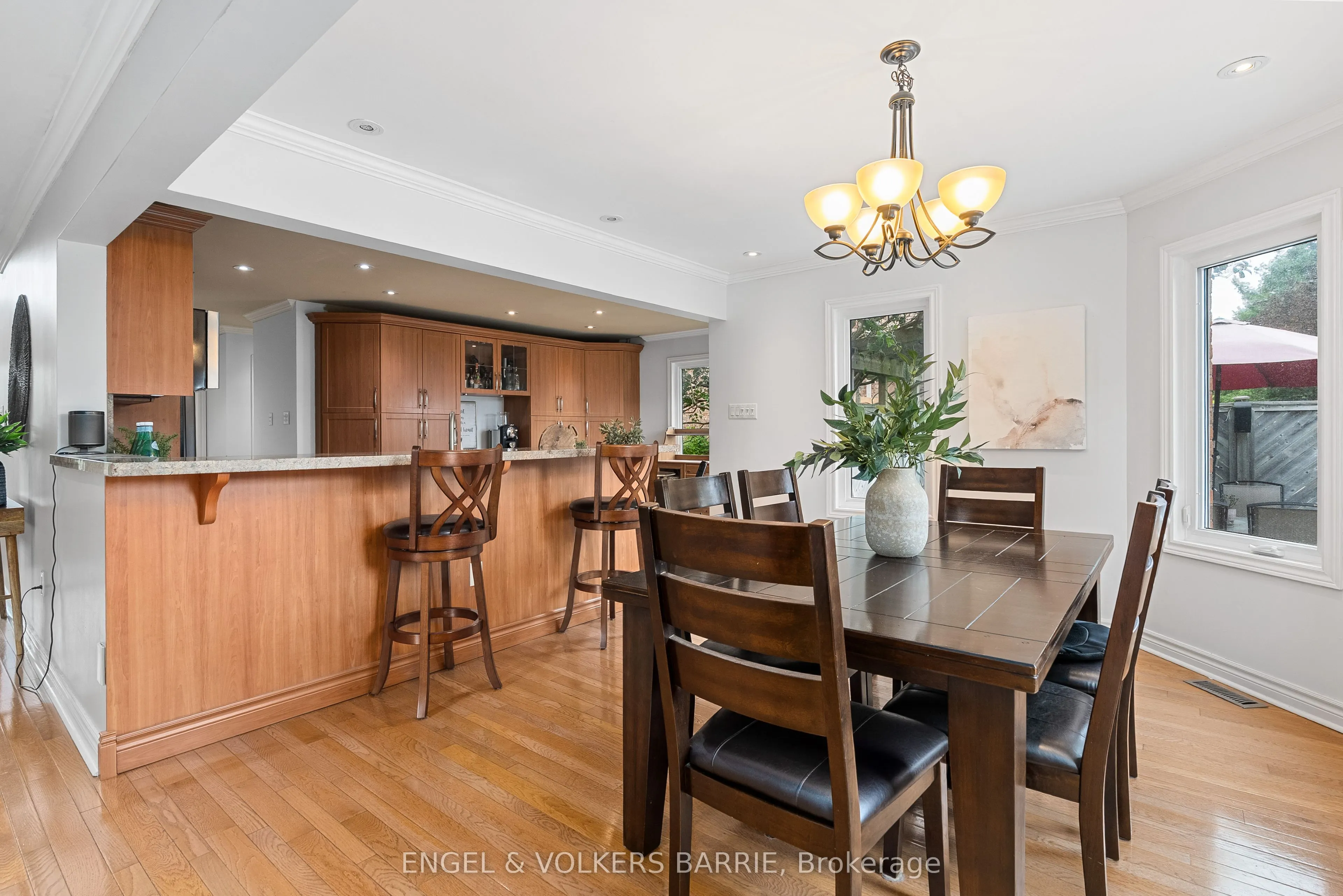 19 Grand Forest Drive