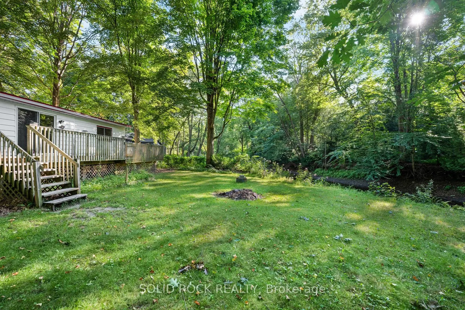 7465 East River Road
