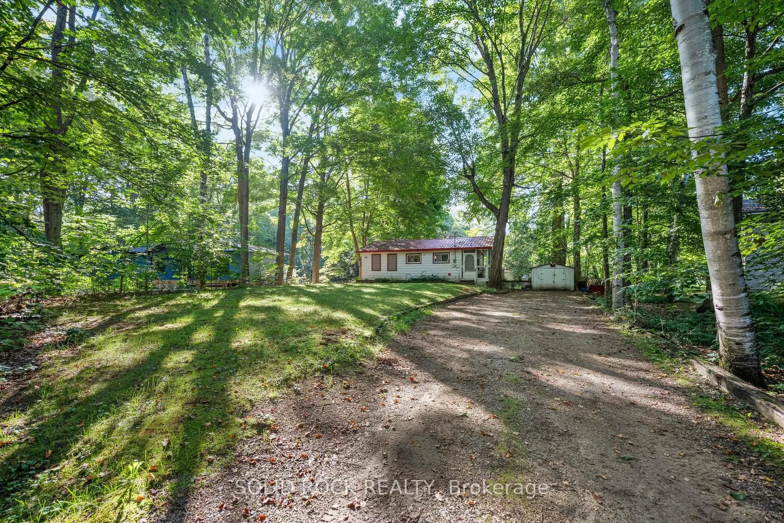 7465 East River Road