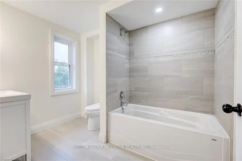 234 LACLIE Street #1