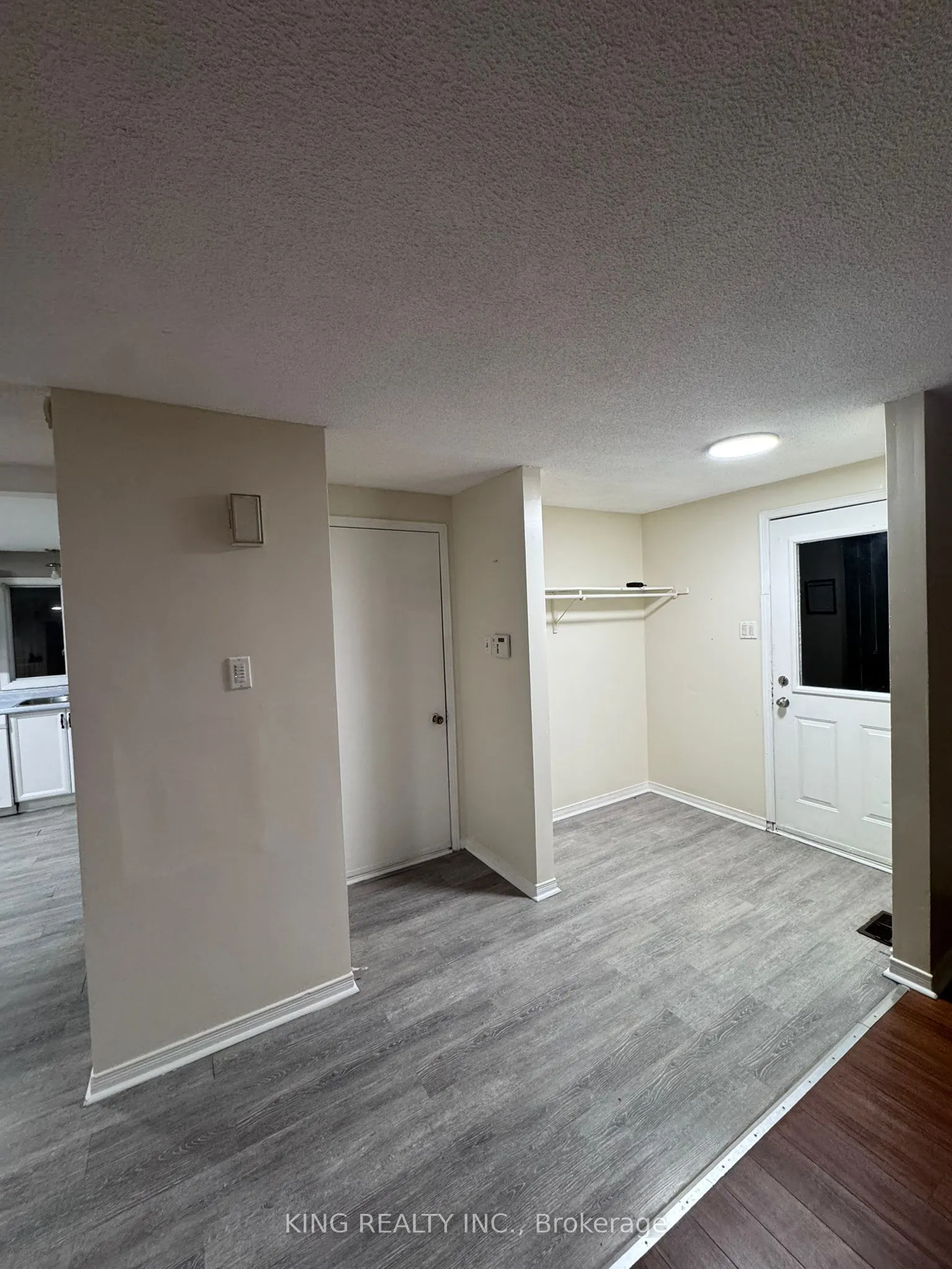139 Hickling Trail