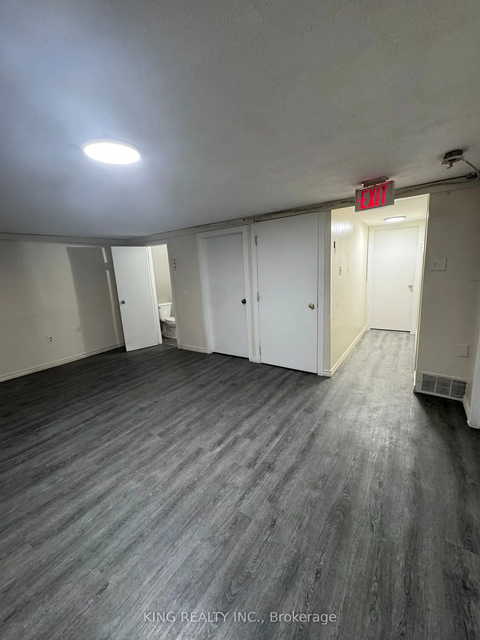 139 Hickling Trail