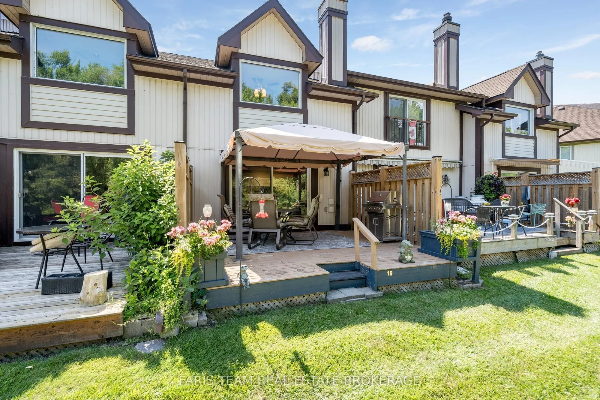 21 Laguna Parkway #16