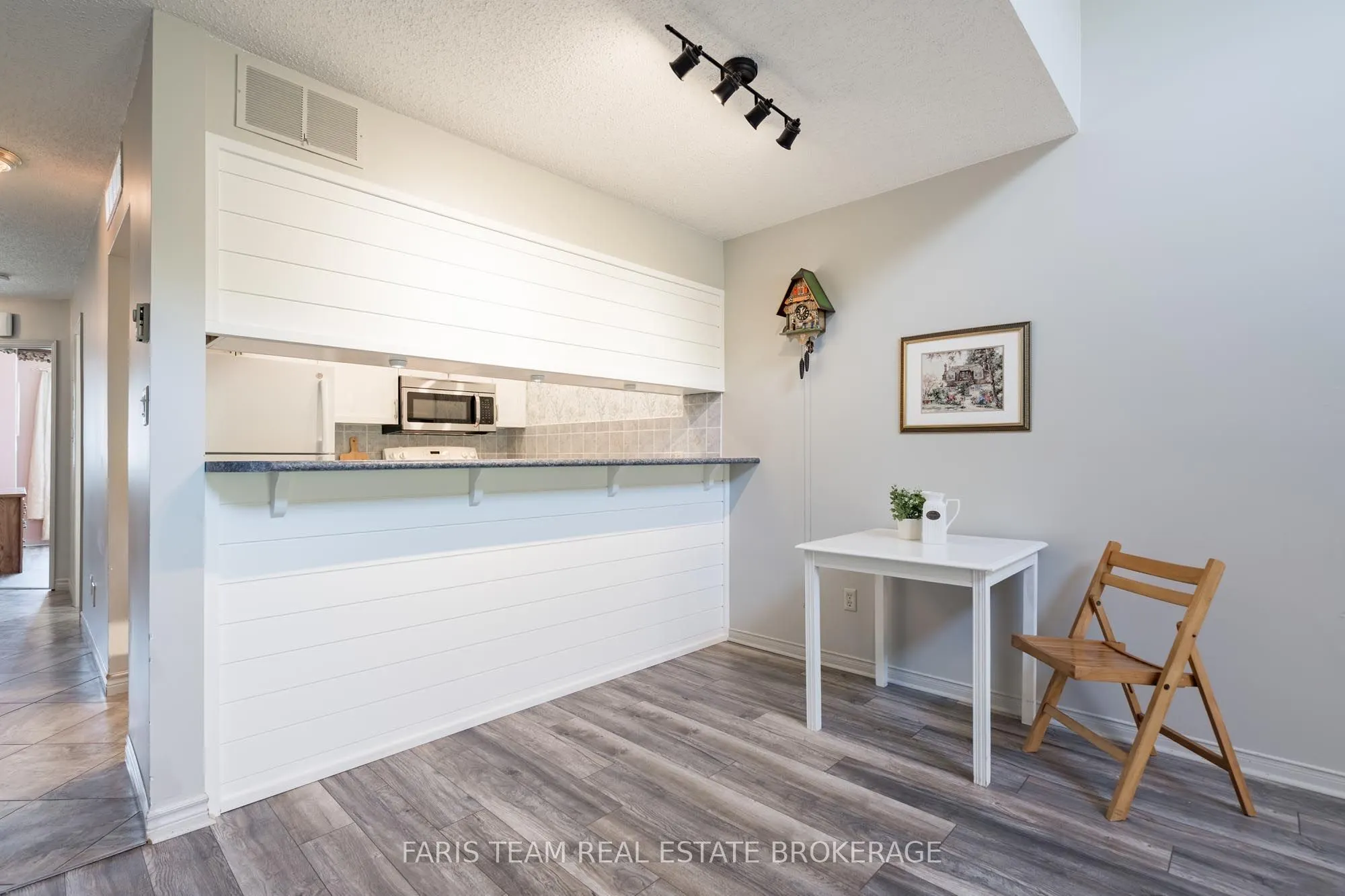21 Laguna Parkway #16