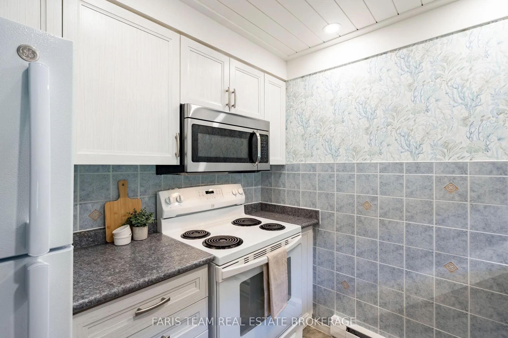 21 Laguna Parkway #16