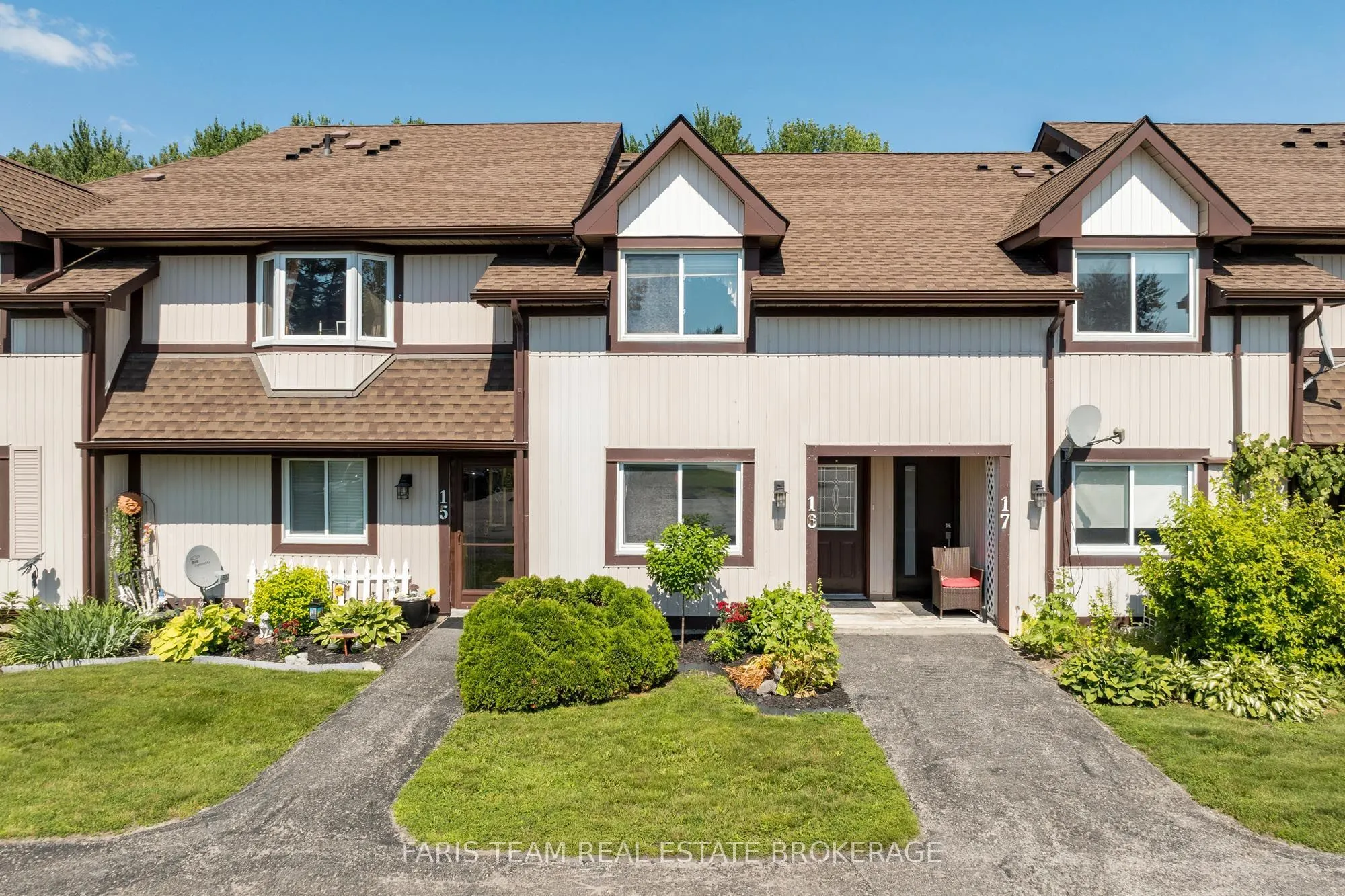 21 Laguna Parkway #16