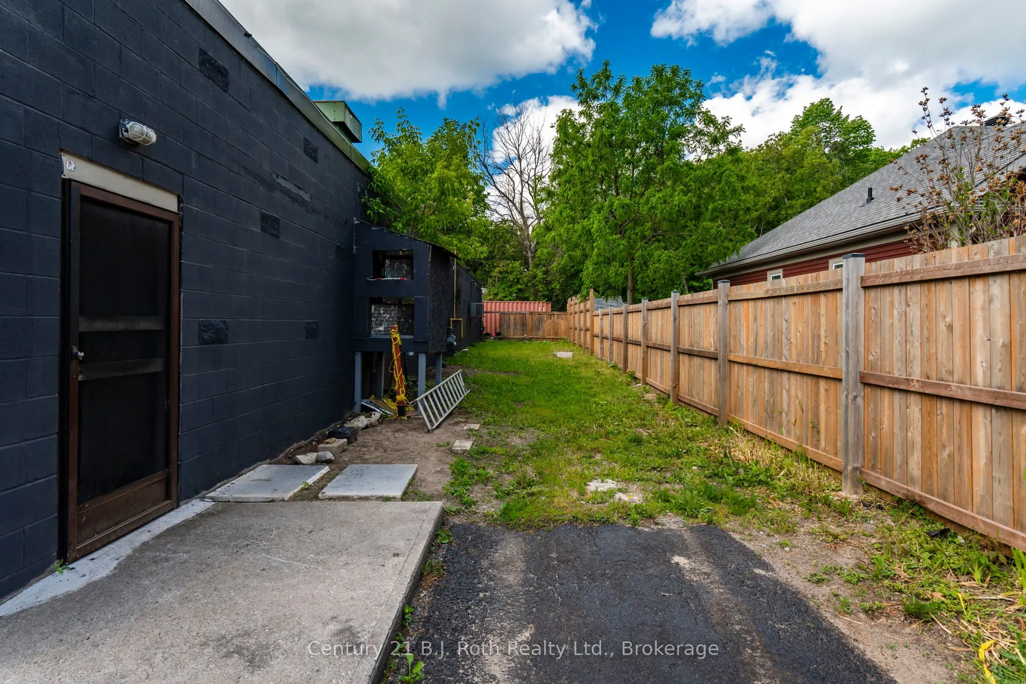 338 Park Street