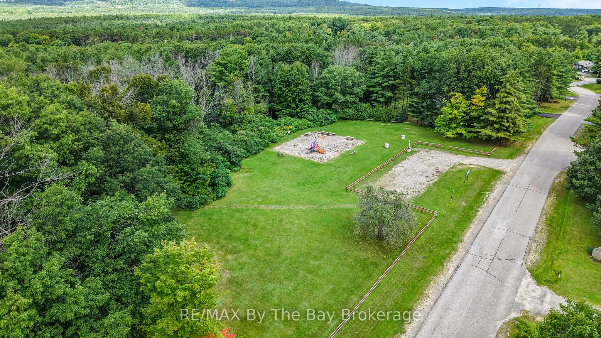 90 Goldfinch Crescent