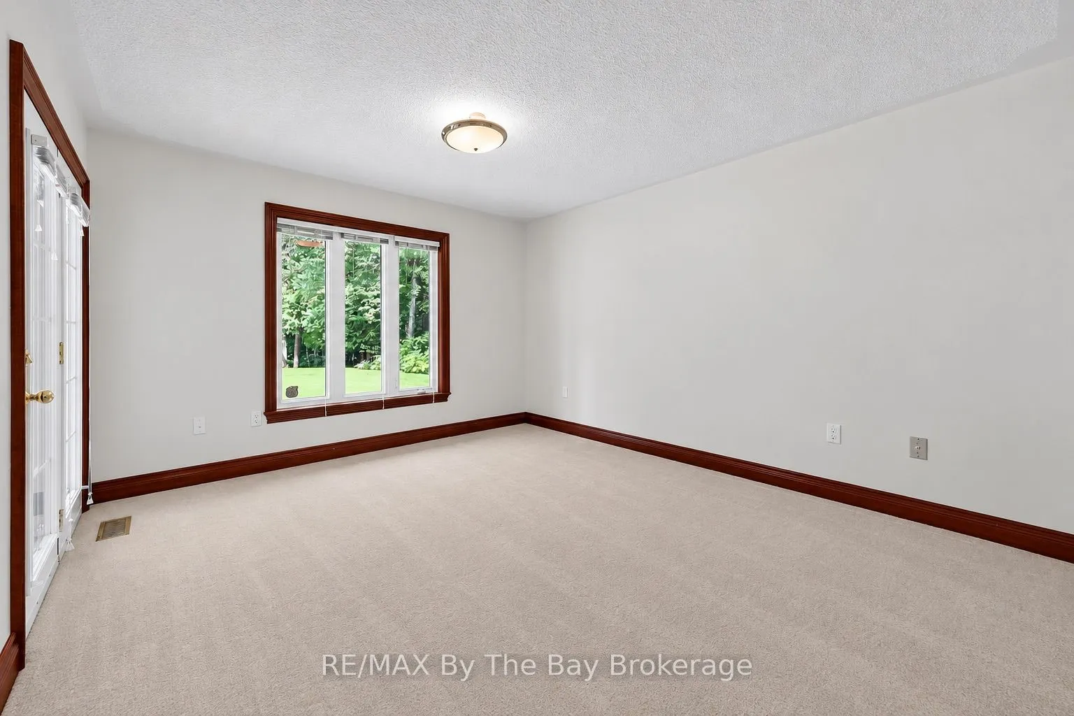 90 Goldfinch Crescent