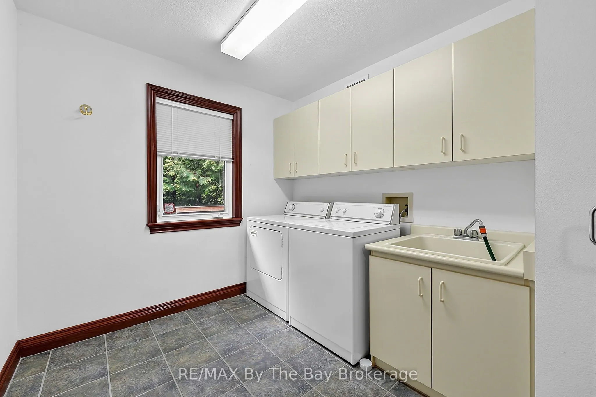90 Goldfinch Crescent