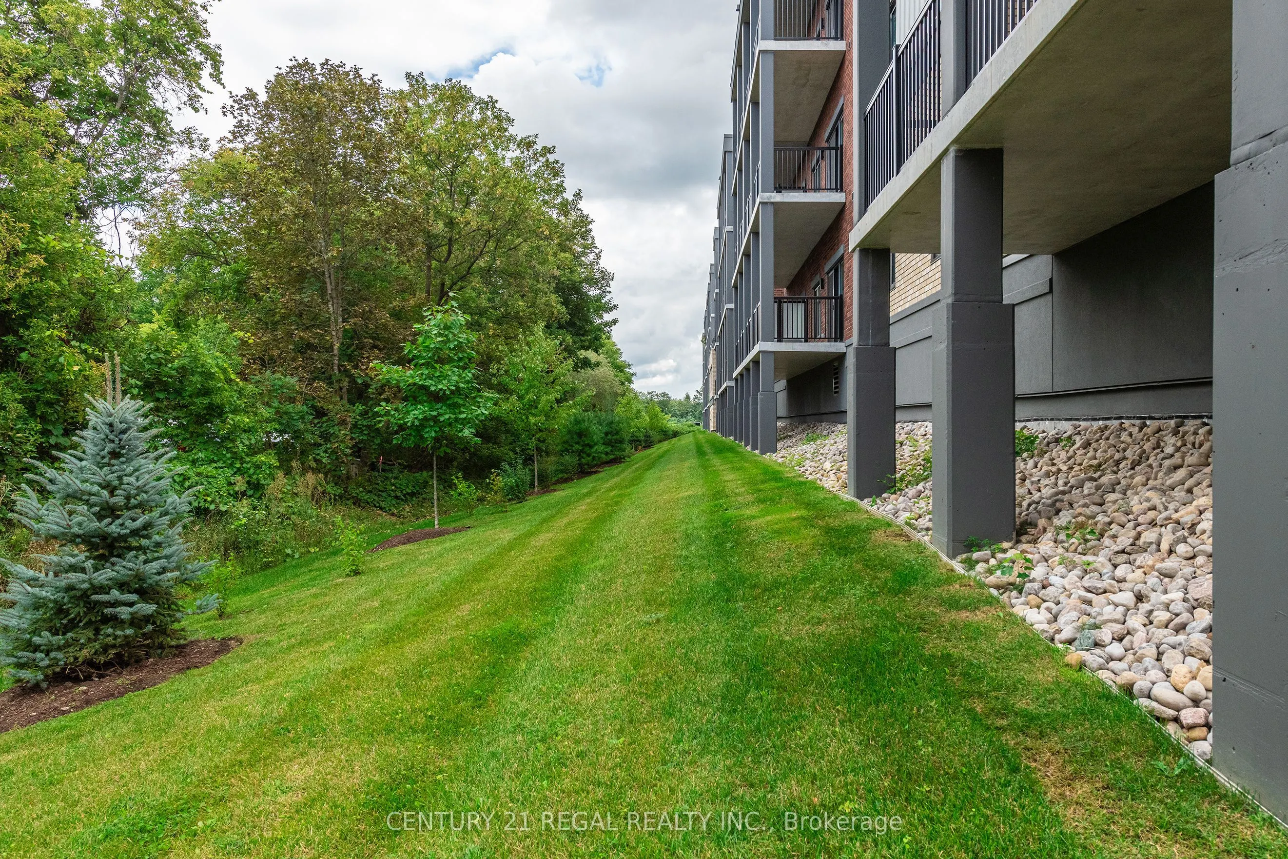 121 Mary Street #Unit 205
