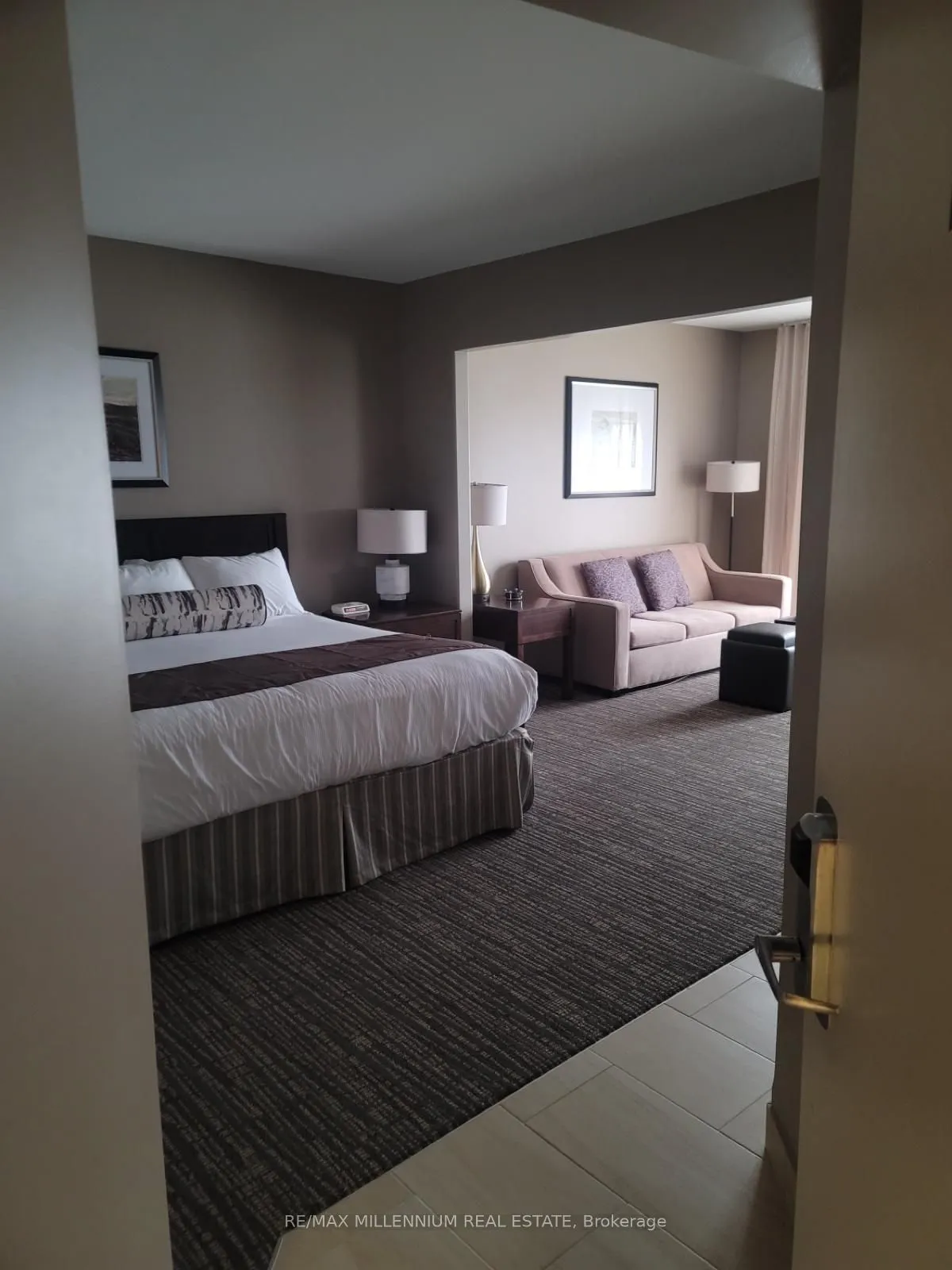 90 Highland Drive #2442-43