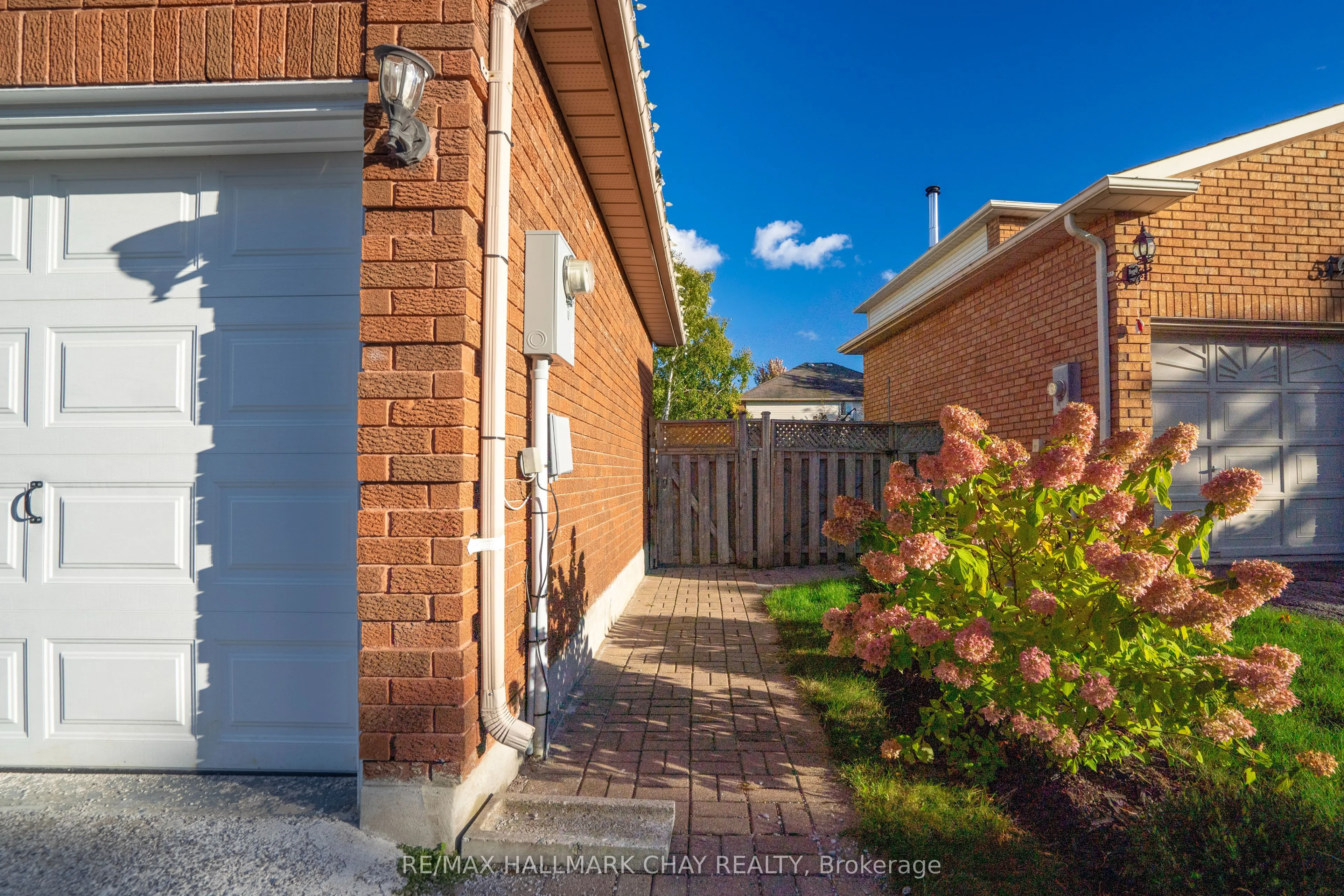 61 Neelands Street #Basement