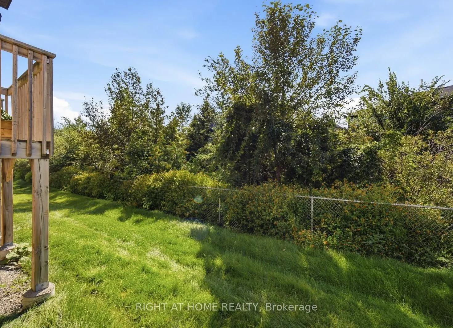 6 Blue Forest Crescent
