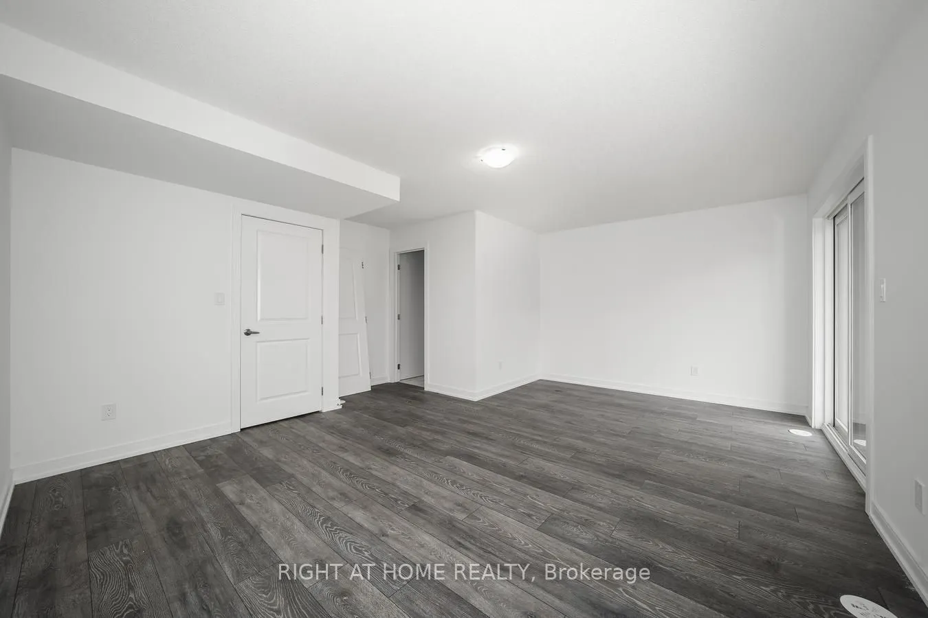 6 Blue Forest Crescent