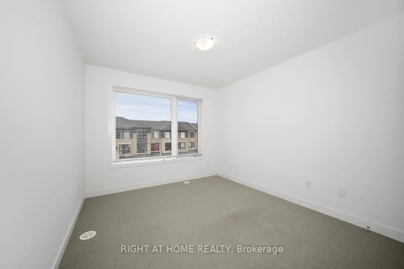 6 Blue Forest Crescent