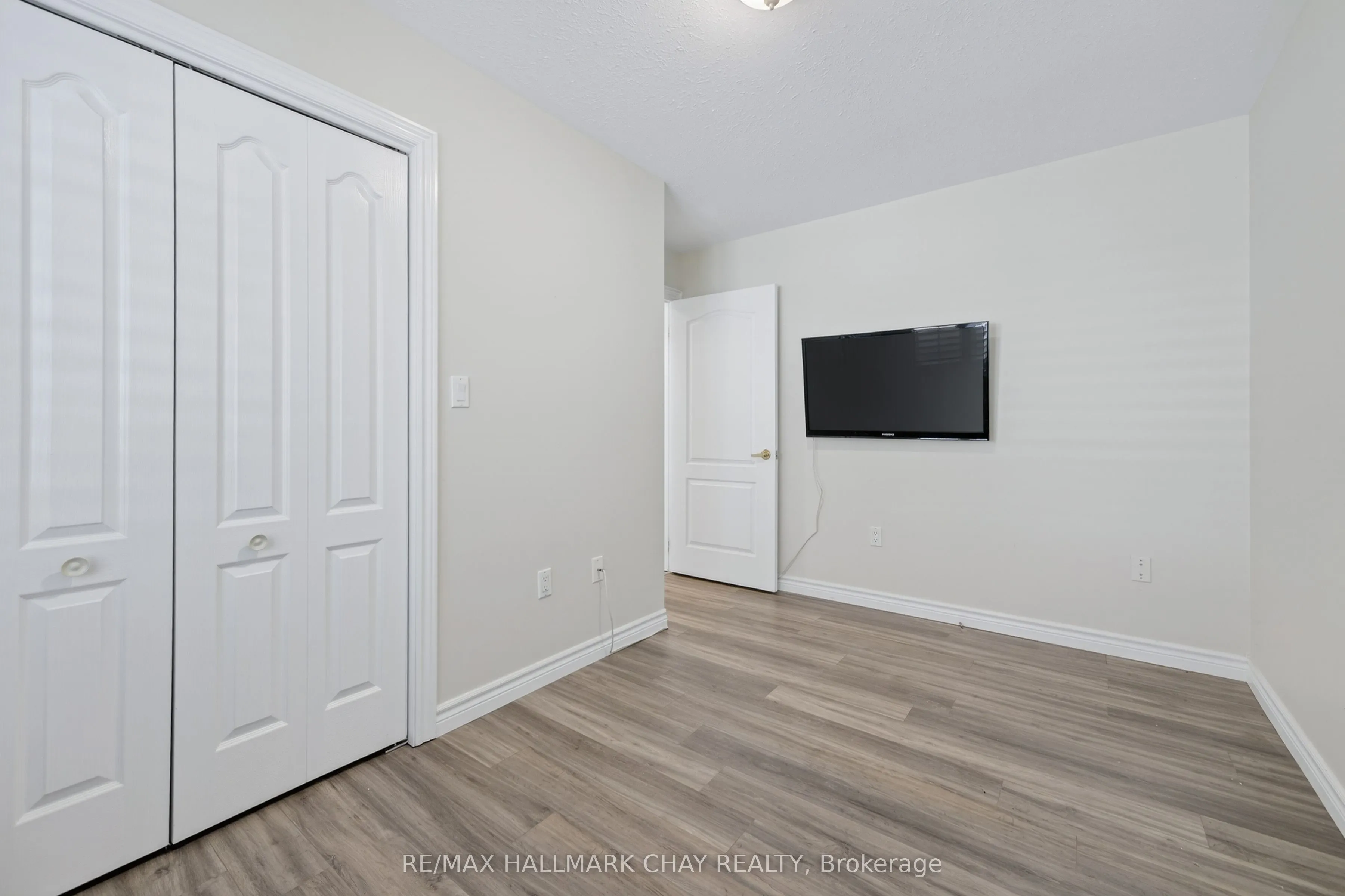 275 Huron Street #11