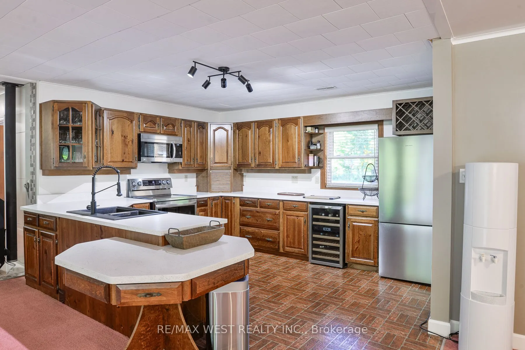 3587 Lauderdale Point Crescent