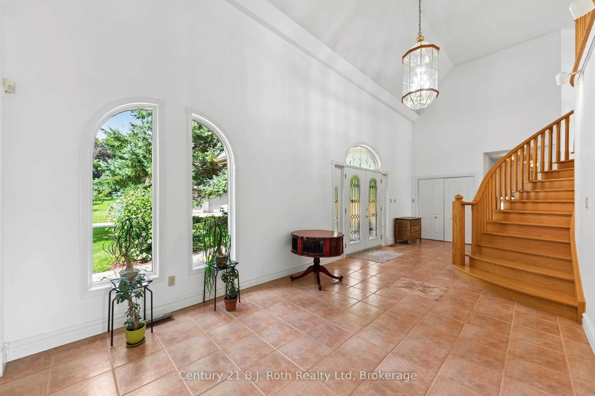 339 Champlain Road