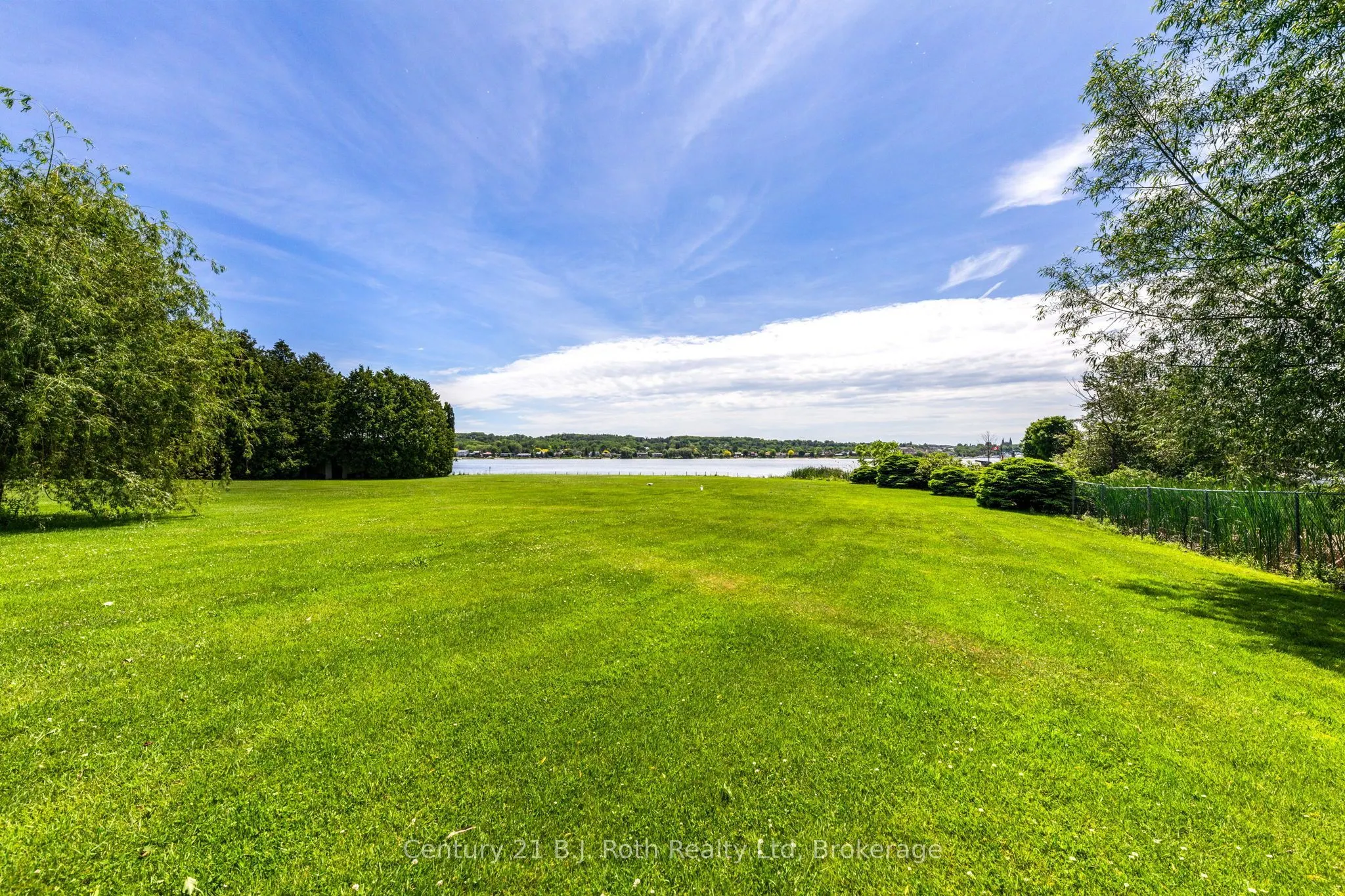 339 Champlain Road