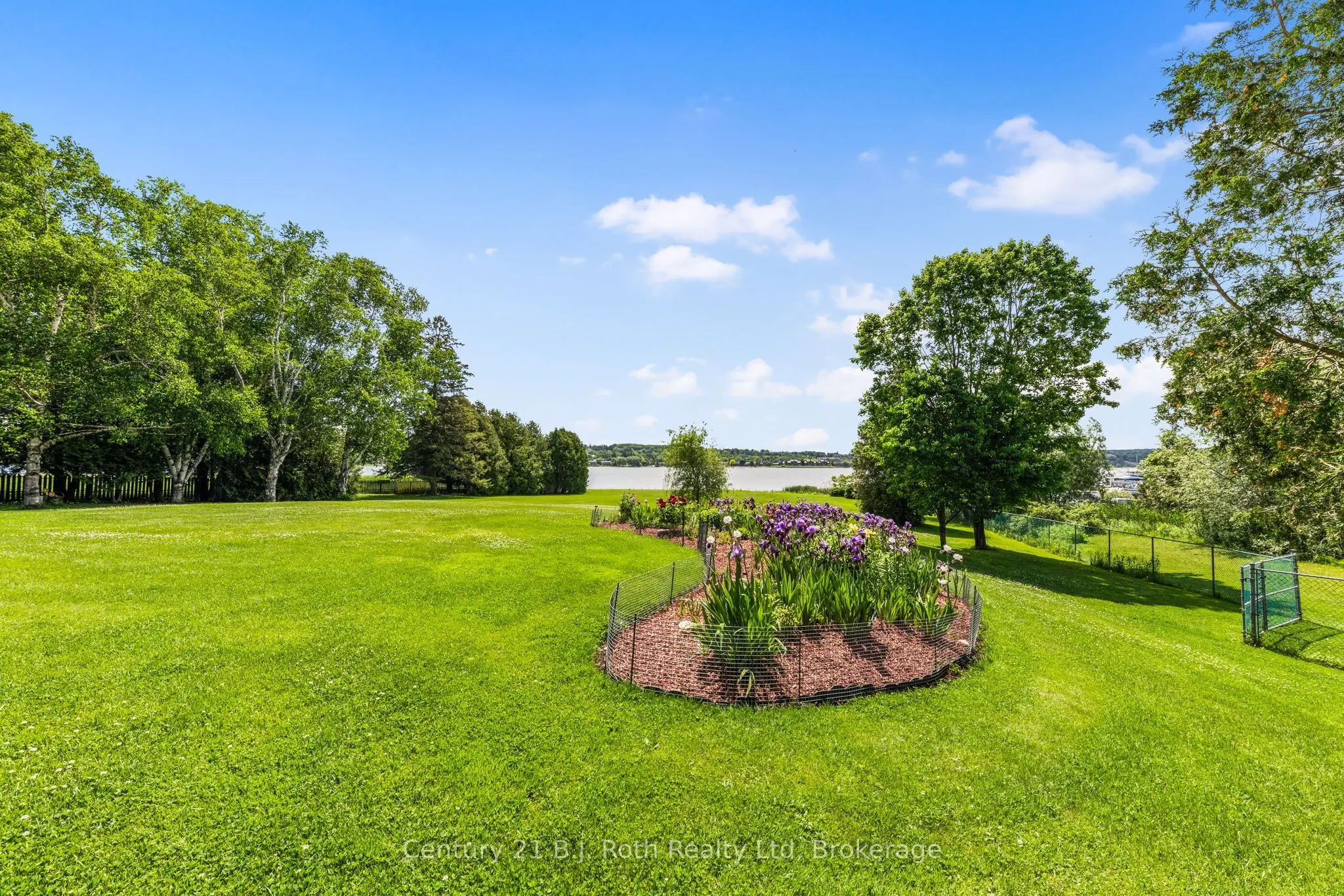 339 Champlain Road
