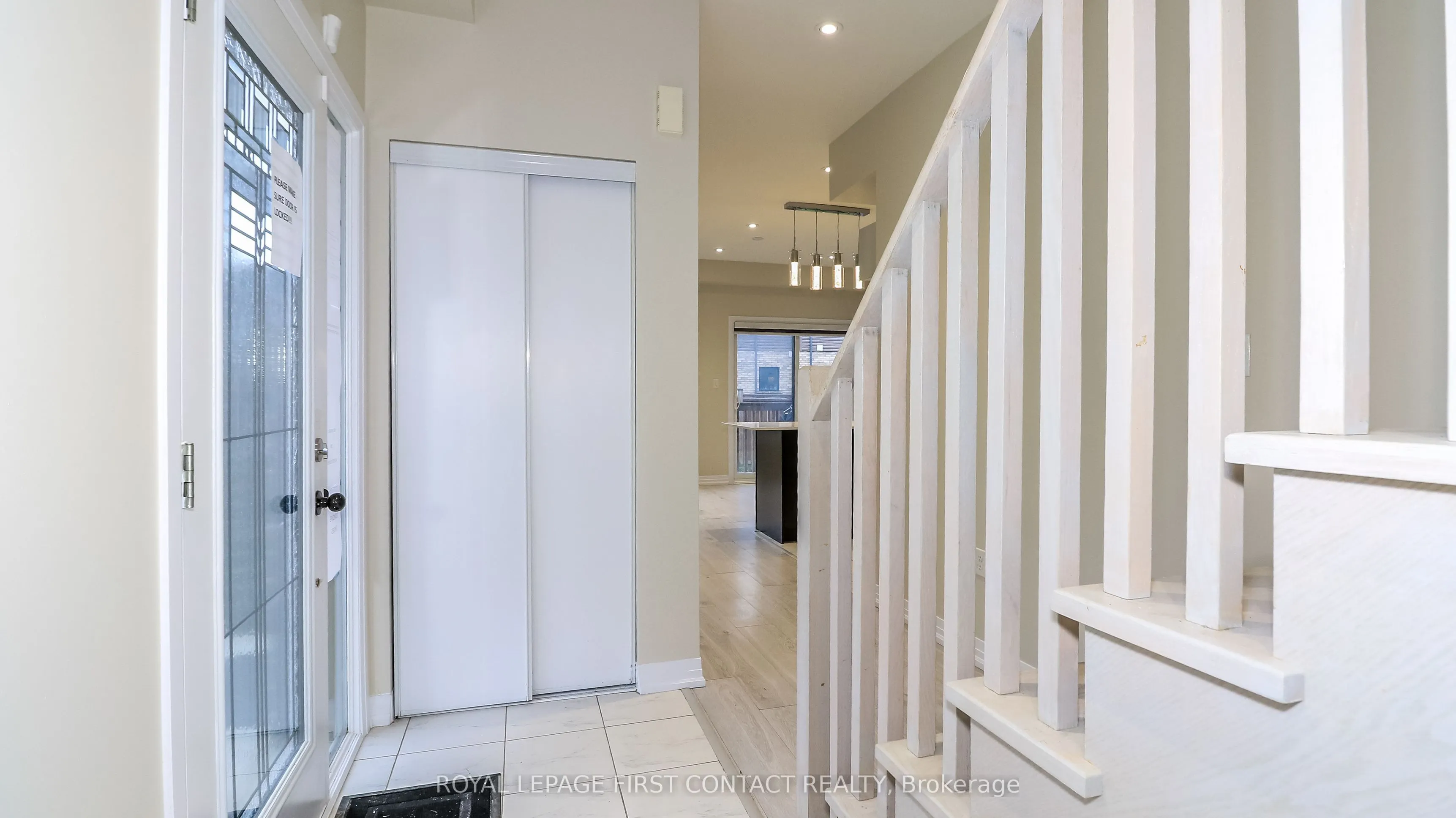 92 Fairlane Avenue