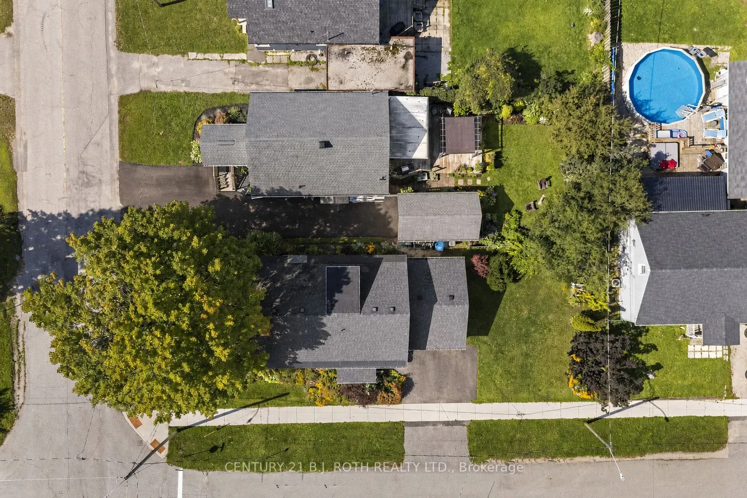 328 Colborne Street W