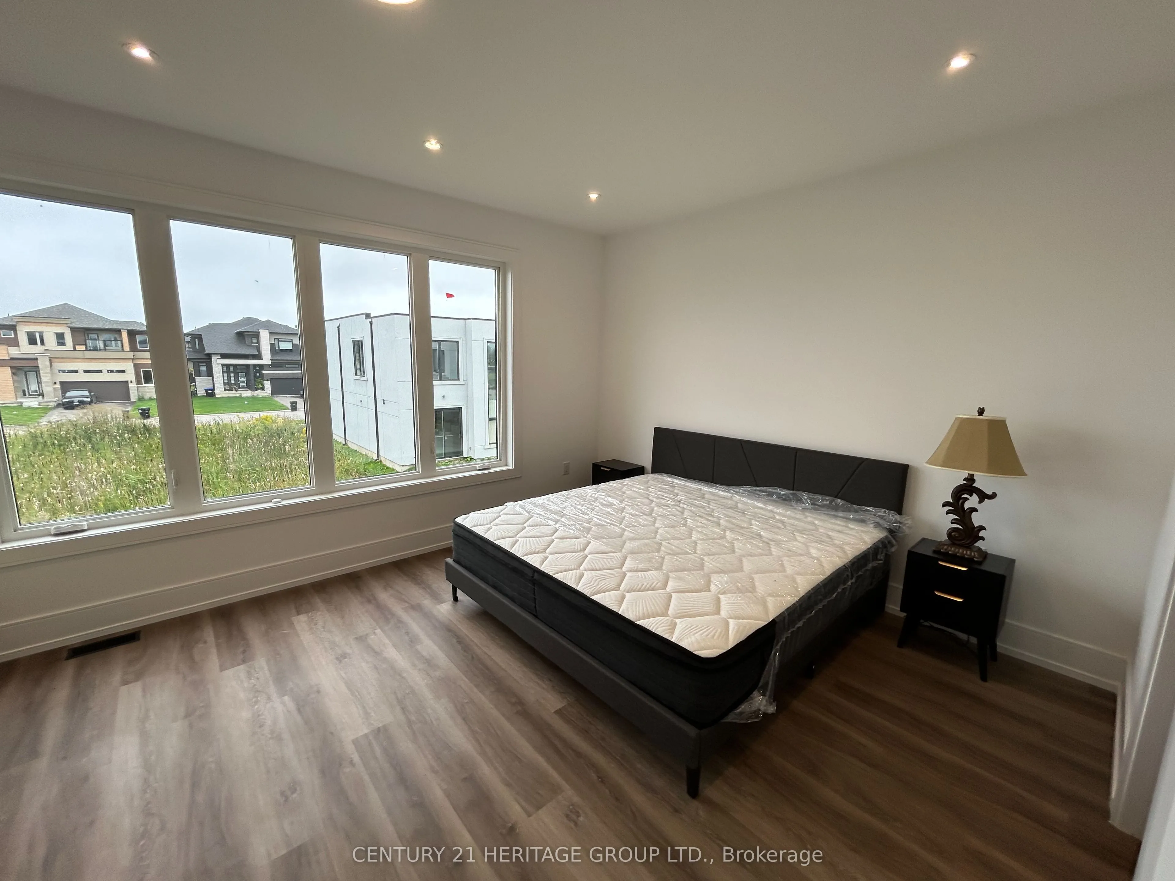 3714 Quayside Drive
