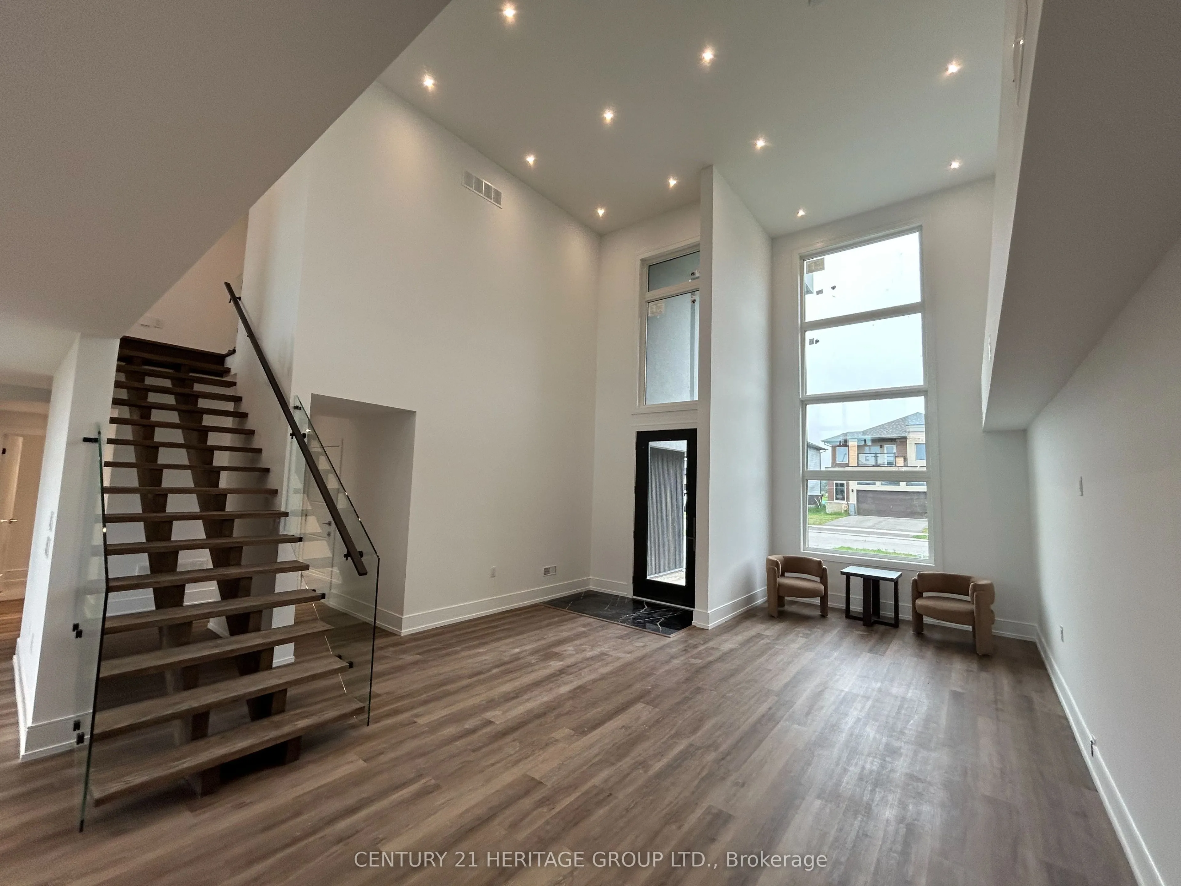 3714 Quayside Drive