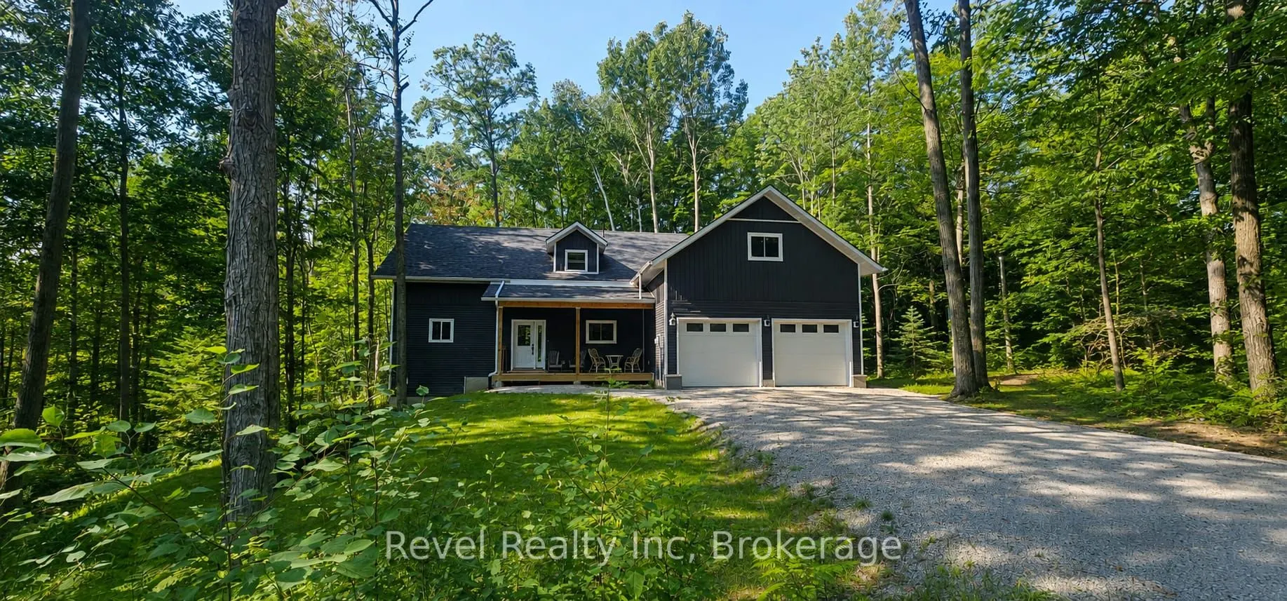 157 Desroches Trail