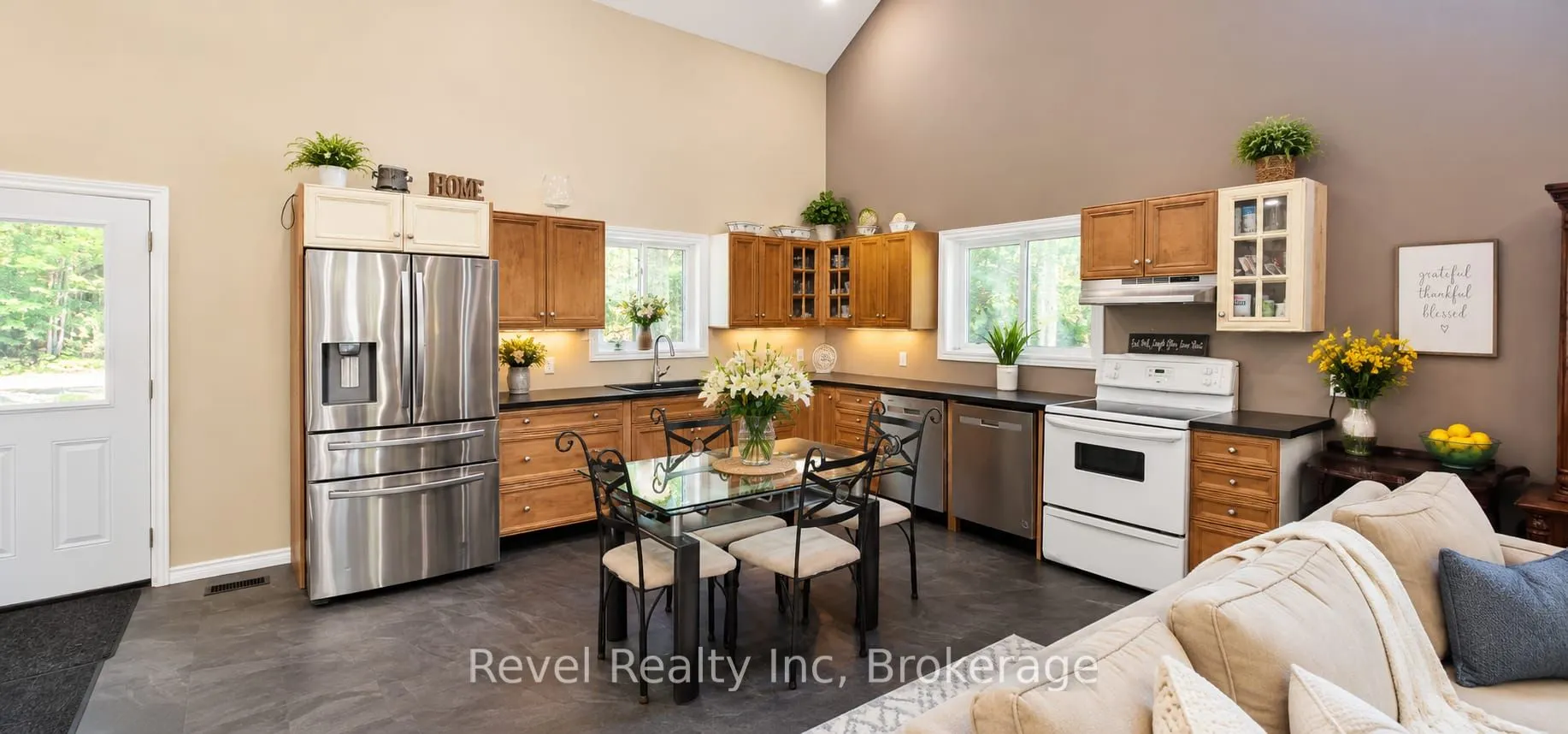 157 Desroches Trail