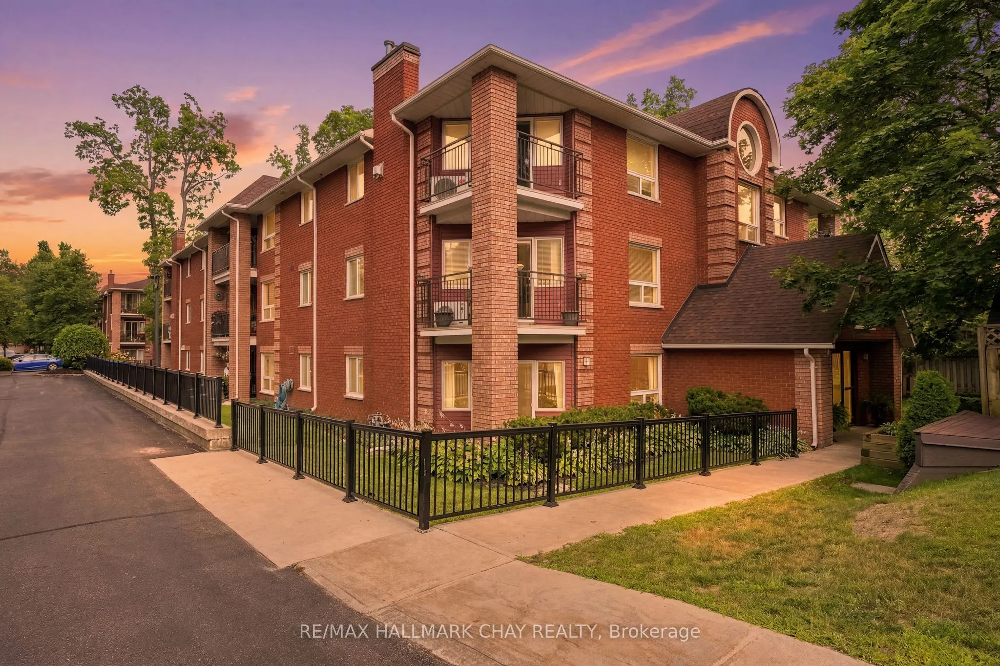 131 Clapperton Street #201